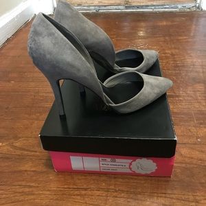 Grey Pump In Great Condition